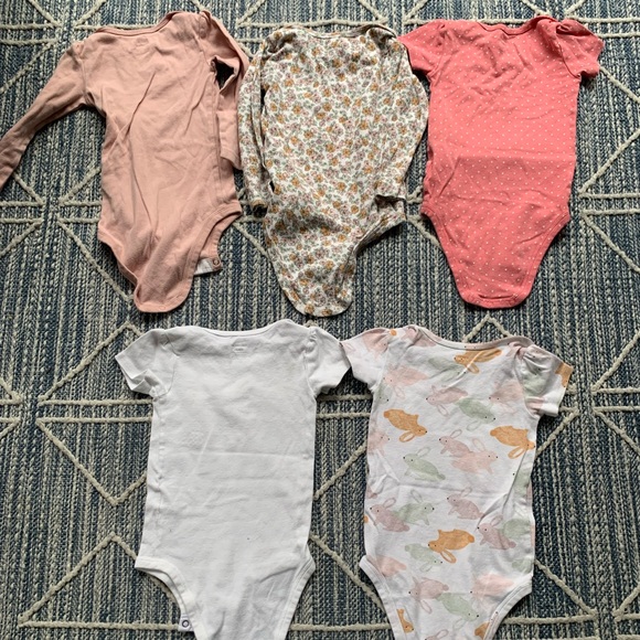 Carter’s Spring Clothing Bundle - Picture 7 of 11